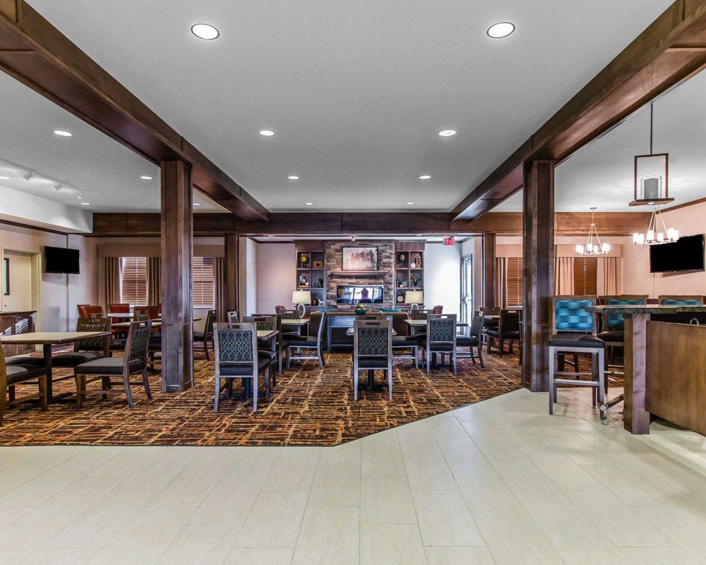 Mainstay Suites Watford City - Event Center Exterior foto